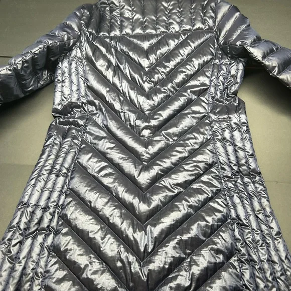 Ellen Tracy Shiny Navy Puffer Coat Women’s Medium - Picture 4 of 7